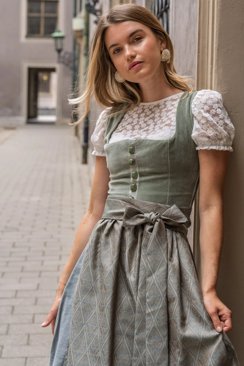DIRNDLBLUSE STRETCH FLOWER MESH PUFFÄRMEL OFFWHITE