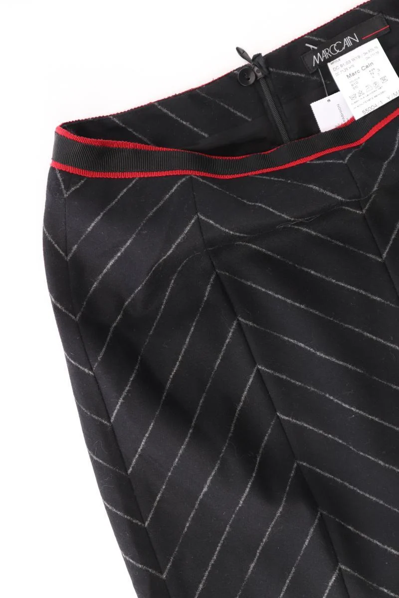 Marc Cain Wollrock Gr. 38 schwarz aus Schurwolle