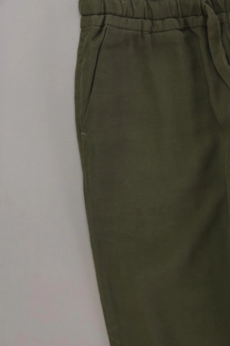 Only Stoffhose Gr. XS/L32 olivgrün aus Lyocell