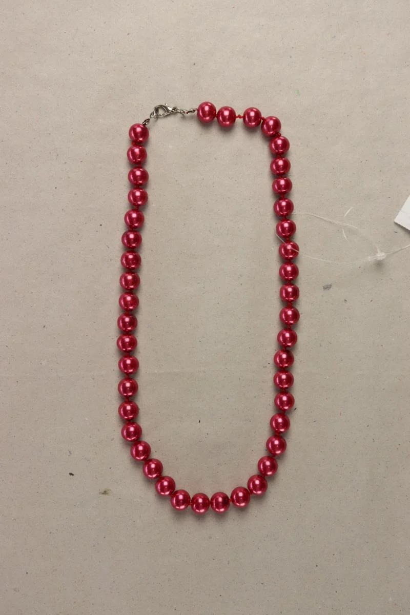 Halskette rot
