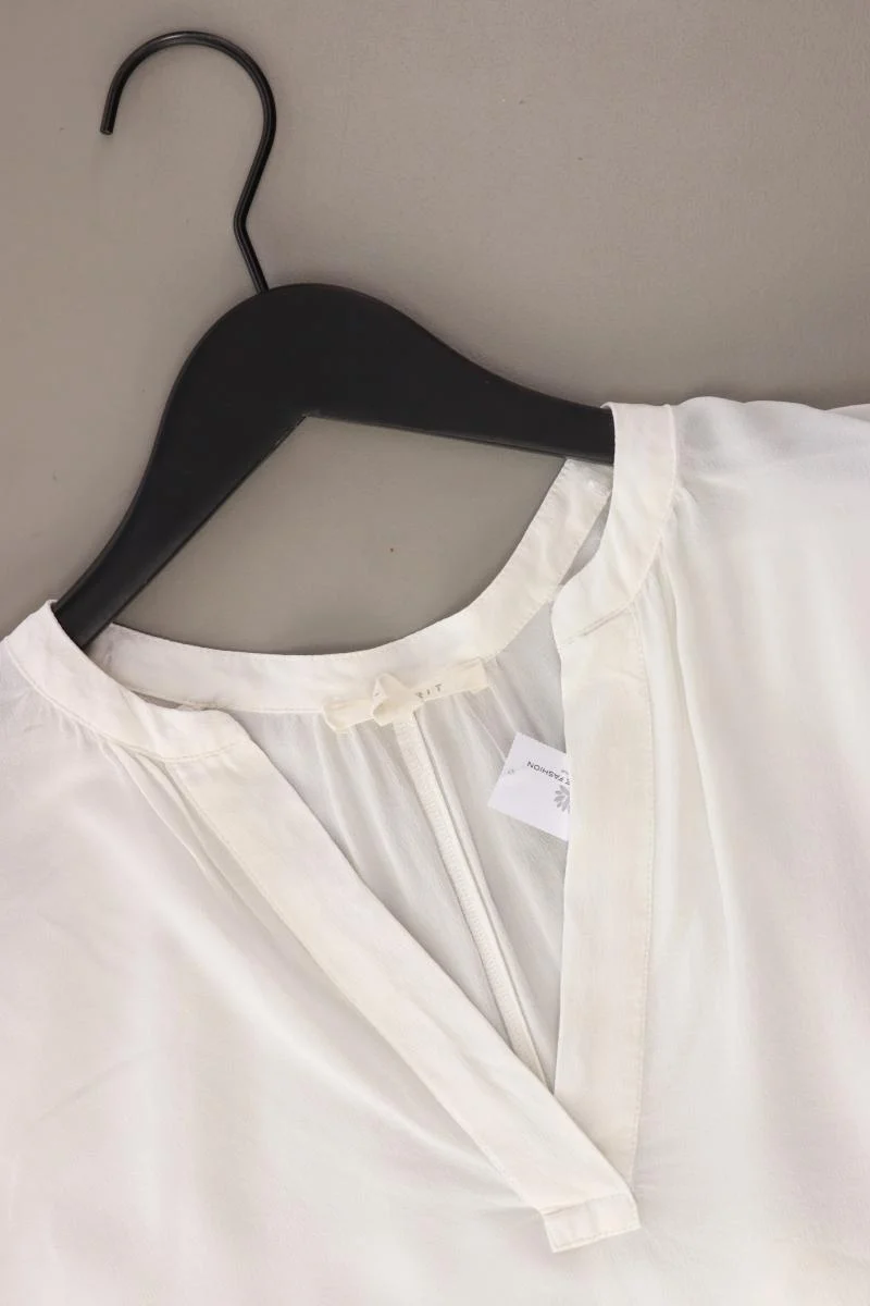 Second Hand Outfit Größe S mit Esprit Kurzarmbluse in Gr. S und Halskette