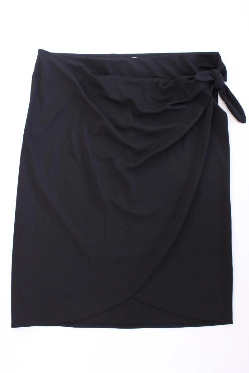H&M Midirock Gr. 48 neuwertig schwarz