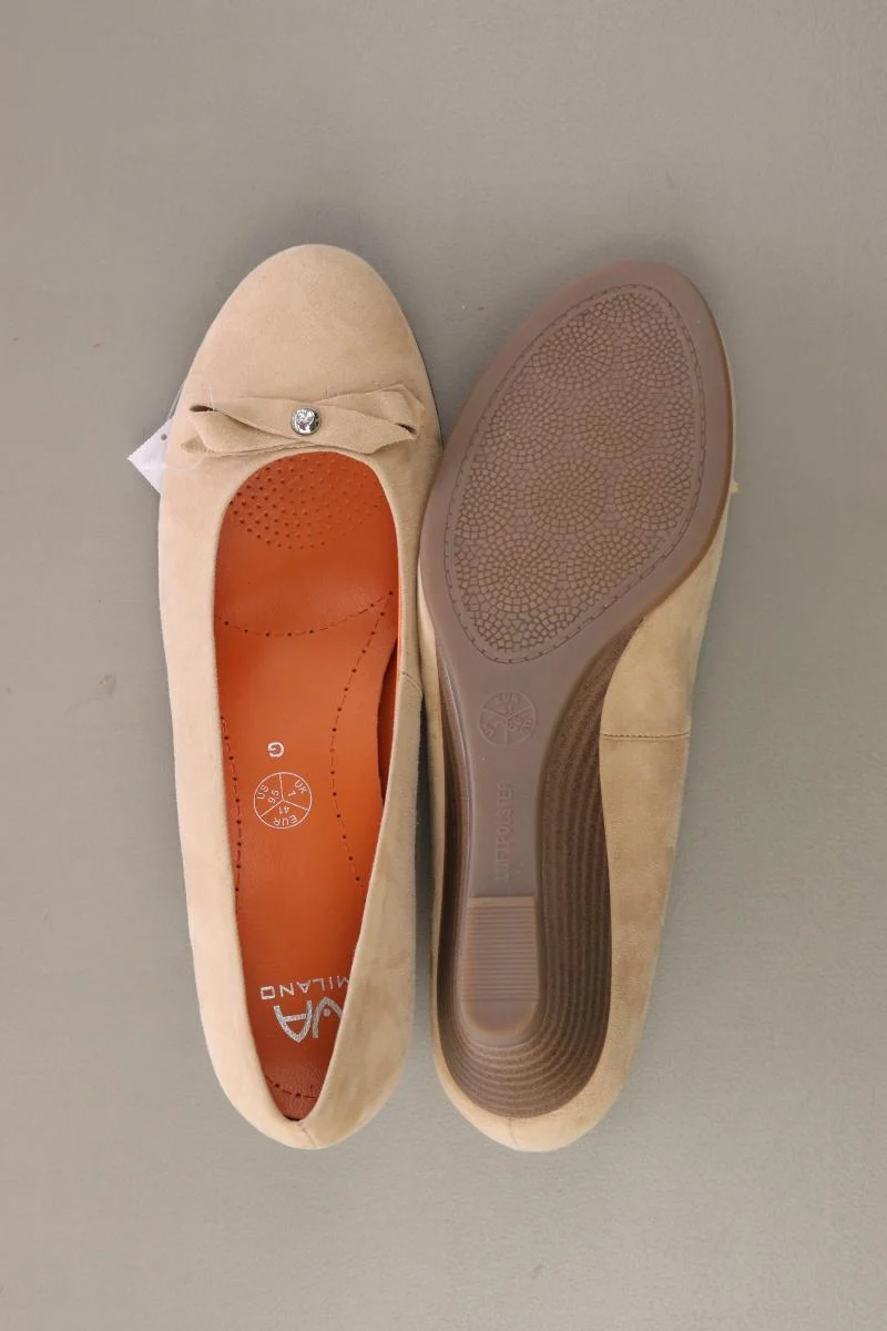 VA Milano Pumps Gr. 41 creme aus Leder