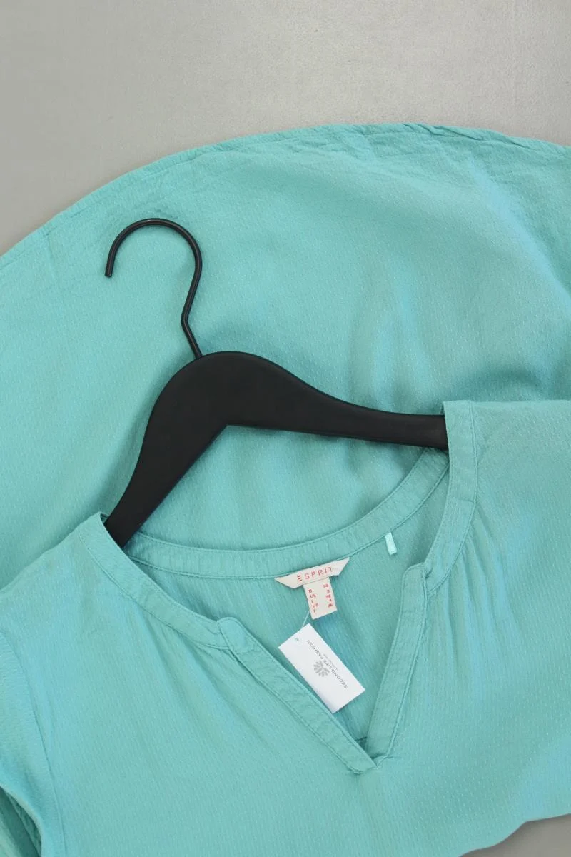 Second Hand Outfit Größe XS mit Esprit Kurzarmbluse in Gr. 34 und Tuch