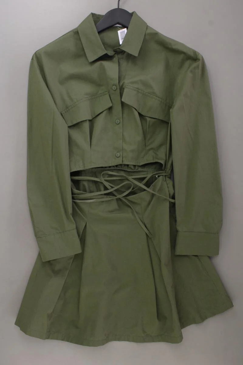 Bershka Langarmkleid Gr. S olivgrün