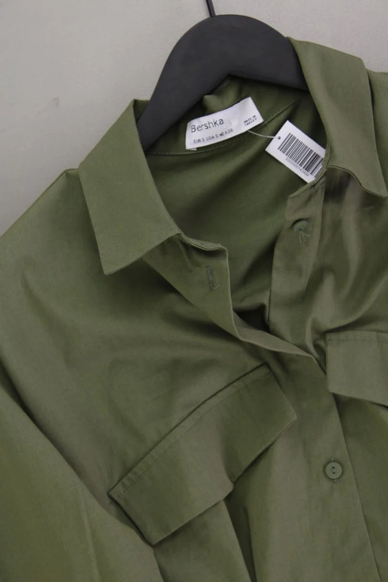 Bershka Langarmkleid Gr. S olivgrün