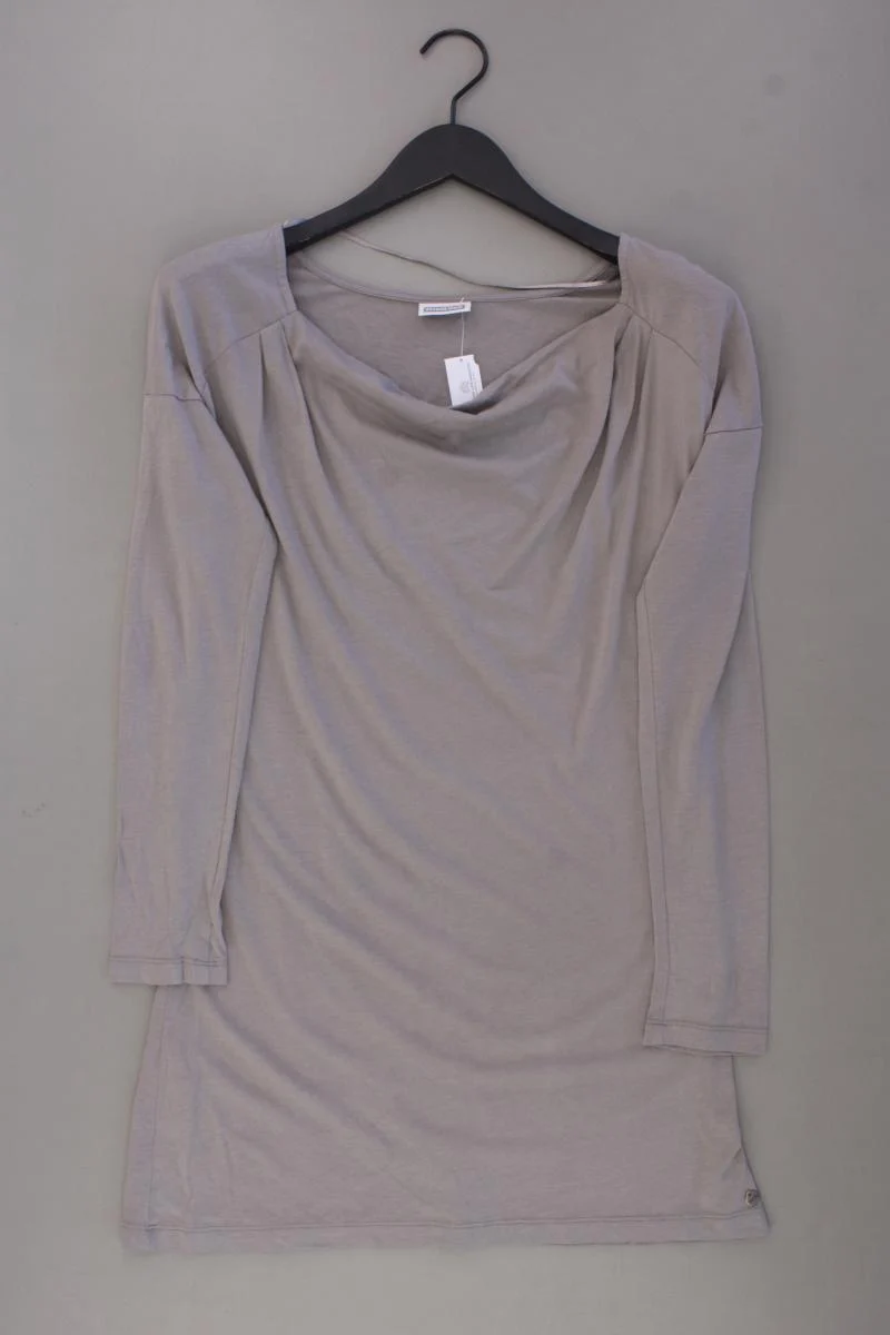 Second Hand Outfit Größe XS mit Street One Longsleeve-Shirt in Gr. 34 und Schal