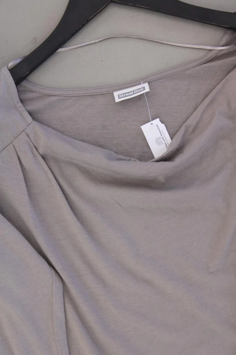 Second Hand Outfit Größe XS mit Street One Longsleeve-Shirt in Gr. 34 und Schal