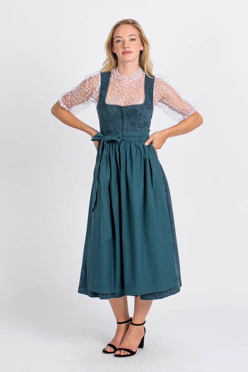 Madame Marie Dirndl Thalora blautanne