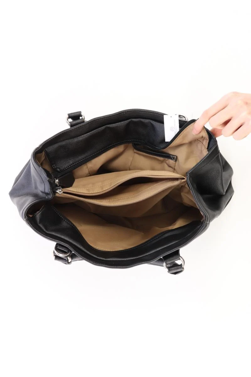 Betty Barclay Henkeltasche schwarz aus Polyurethan