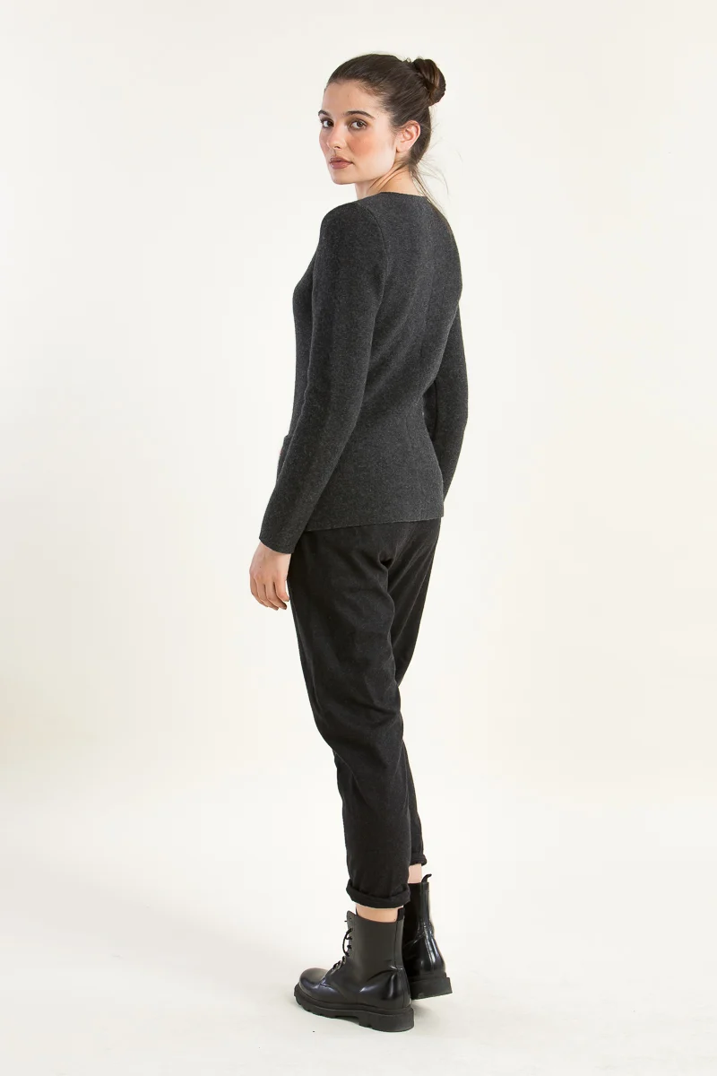 Heidi Bestickter Strickjanker Anthrazit
