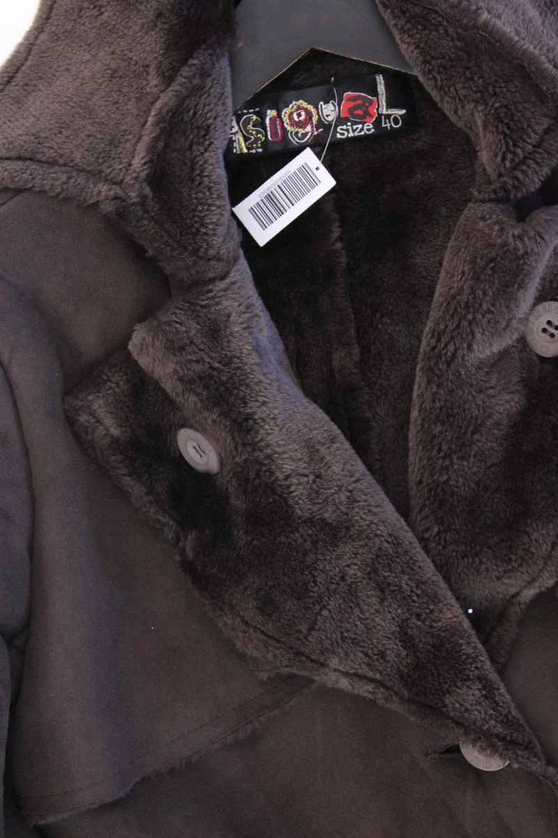 Desigual Wintermantel Gr. 40 neuwertig mit Gürtel braun aus Polyester