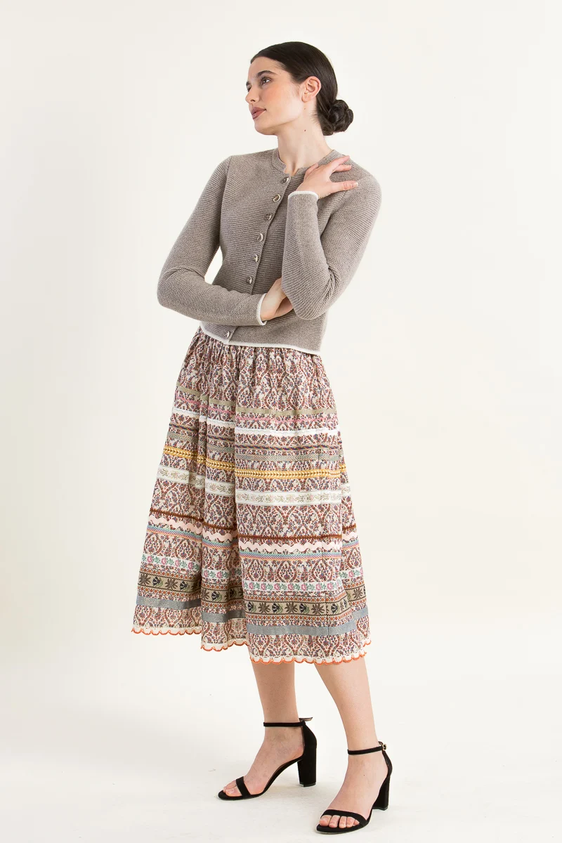 Fei scho schee Strickjanker taupe
