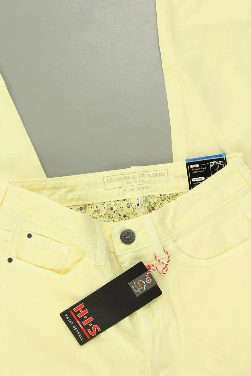 Second Hand Outfit Größe XS mit Esprit Langarmbluse in Gr. 34 und Tuch