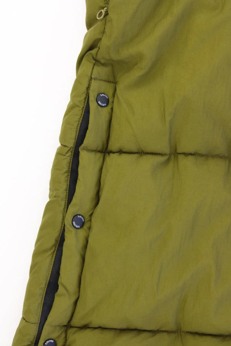 Second Hand Outfit Größe XL mit s.Oliver Kapuzenweste in Gr. 44 und Schal