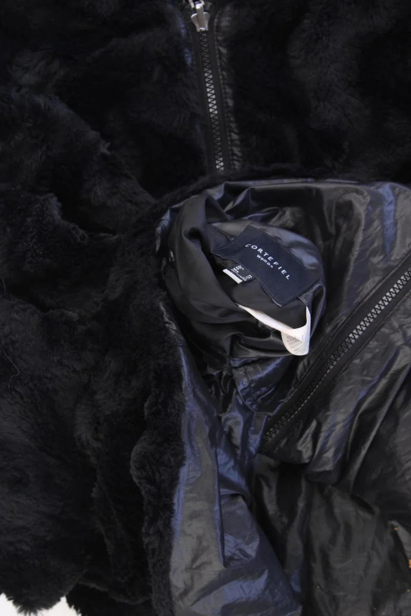 Cortefiel Wendejacke Gr. XL schwarz aus Polyester
