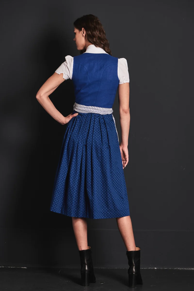 Almliebe Dirndl Hiesige Helena royalblau