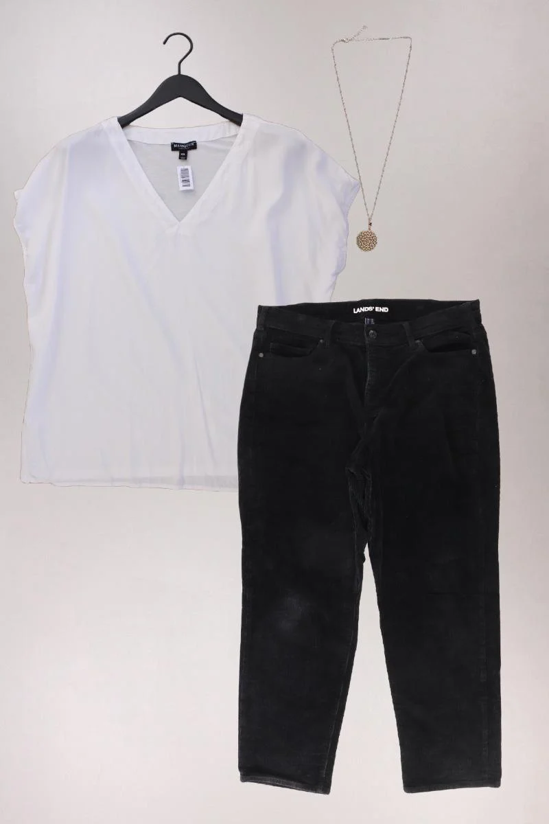 Second Hand Outfit Größe XXL mit Manguun Kurzarmbluse in Gr. XXL und Halskette