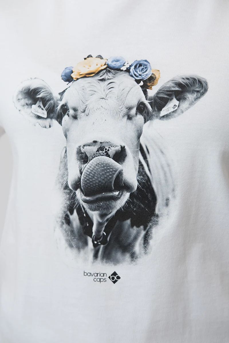 Damen T-Shirt 'Almabtrieb' mit Kuhkopfmotiv