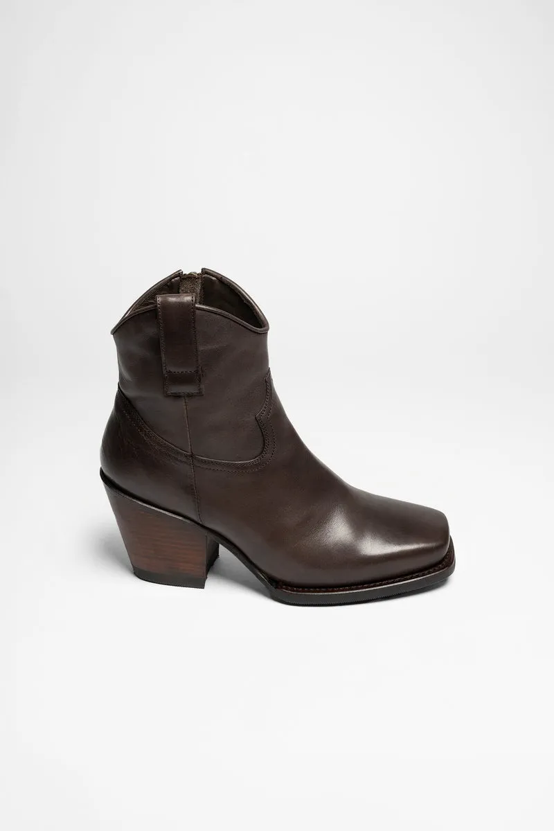 15521 LAYA Damen Braun