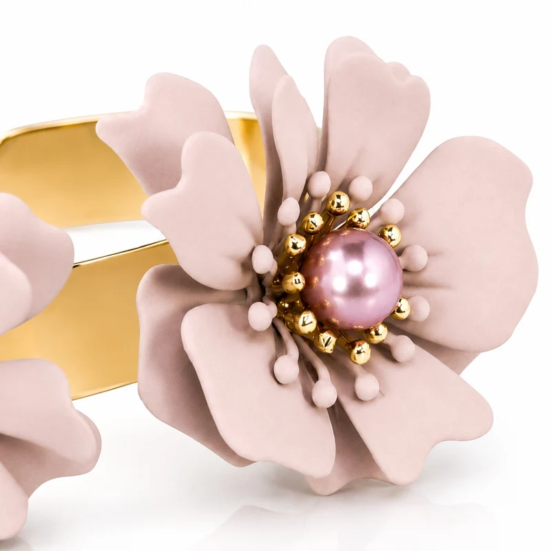 LUISIA® Armreif Armspange "Nelia" mit Blumen - 16 Karat vergoldet | Altrosa