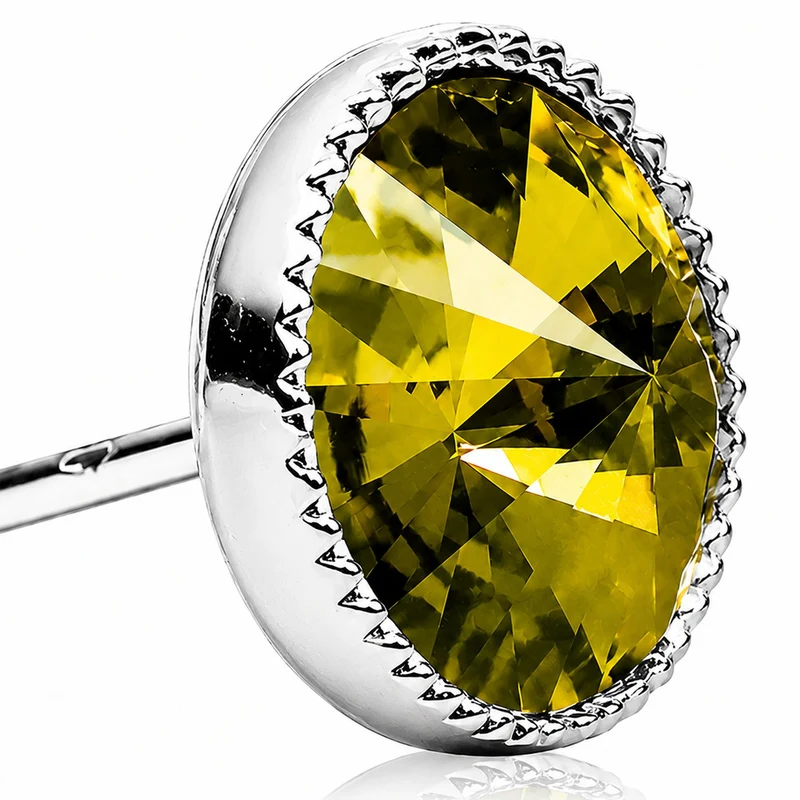 LUISIA® Solitär Ohrstecker "Joy" mit Kristallen von Swarovski® | Olivgrün