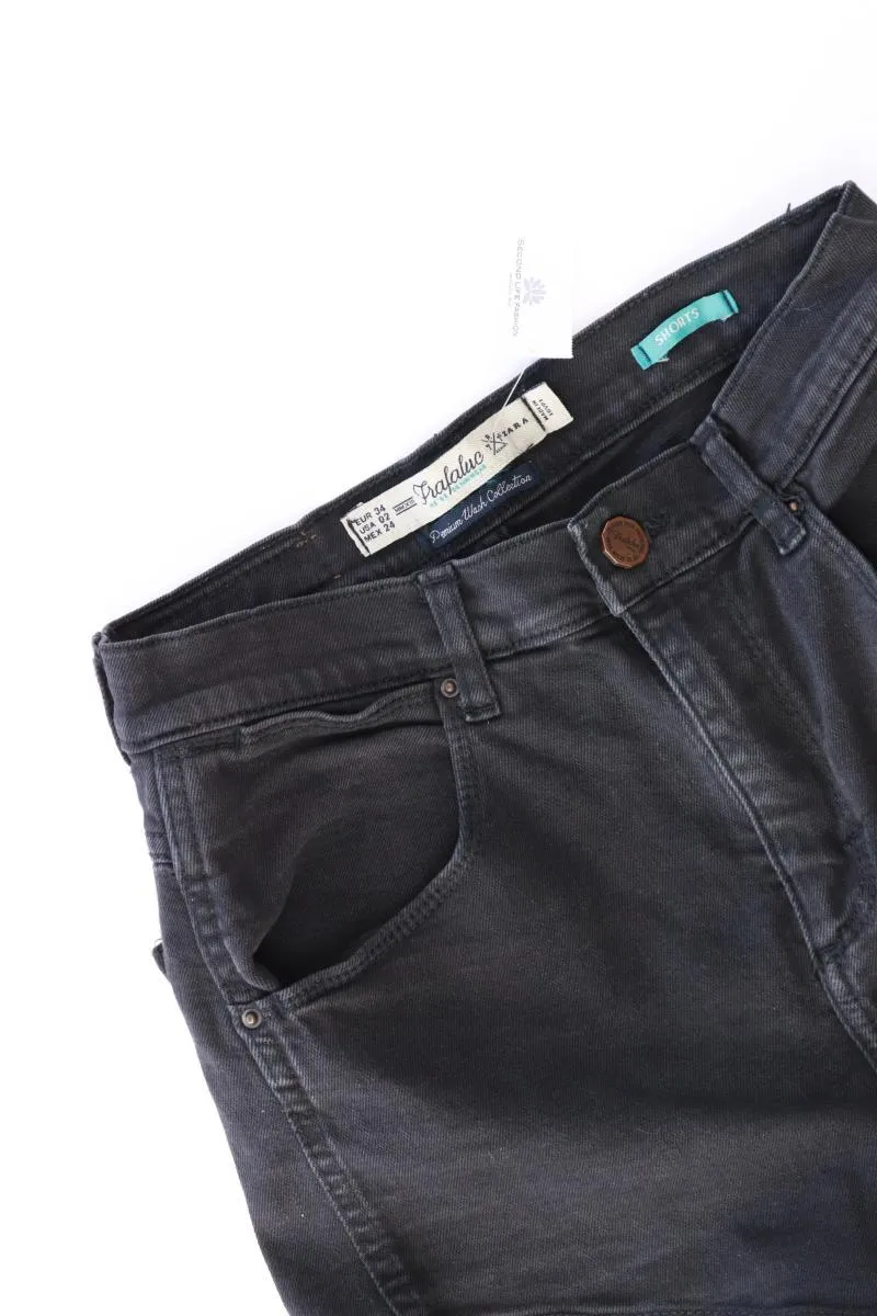 Zara Jeansshorts Gr. 34 schwarz aus Baumwolle