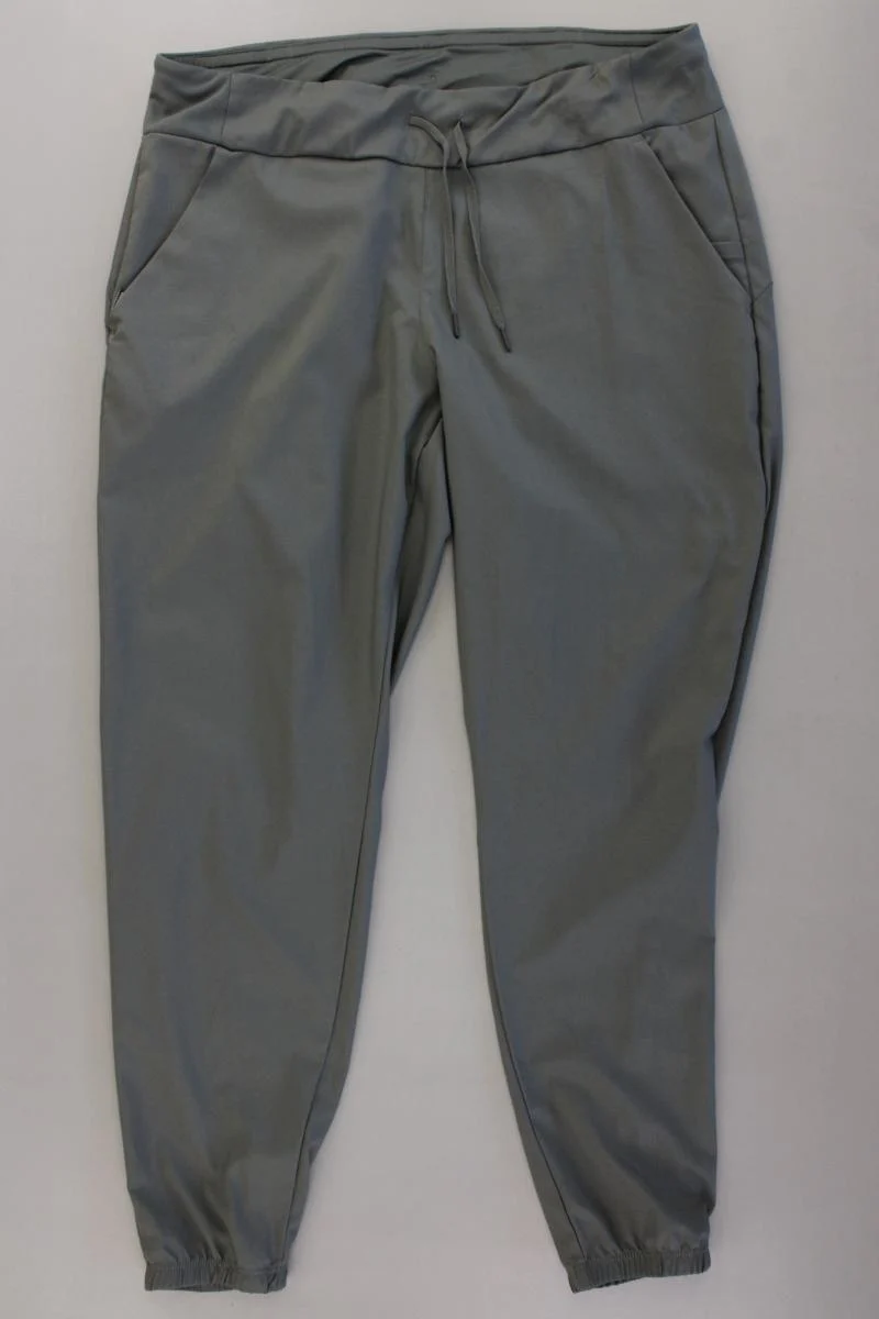 Quechua Stretchhose Gr. 46 olivgrün