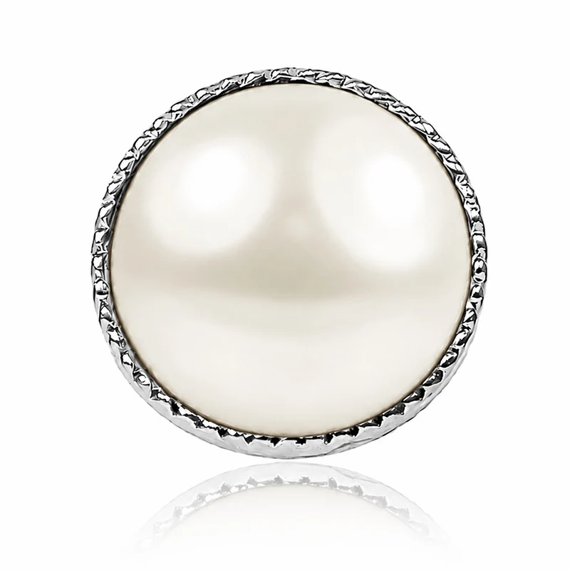 LUISIA® Solitär Ohrstecker "Joy" mit Kristallen von Swarovski® | Perle Wachs Creme