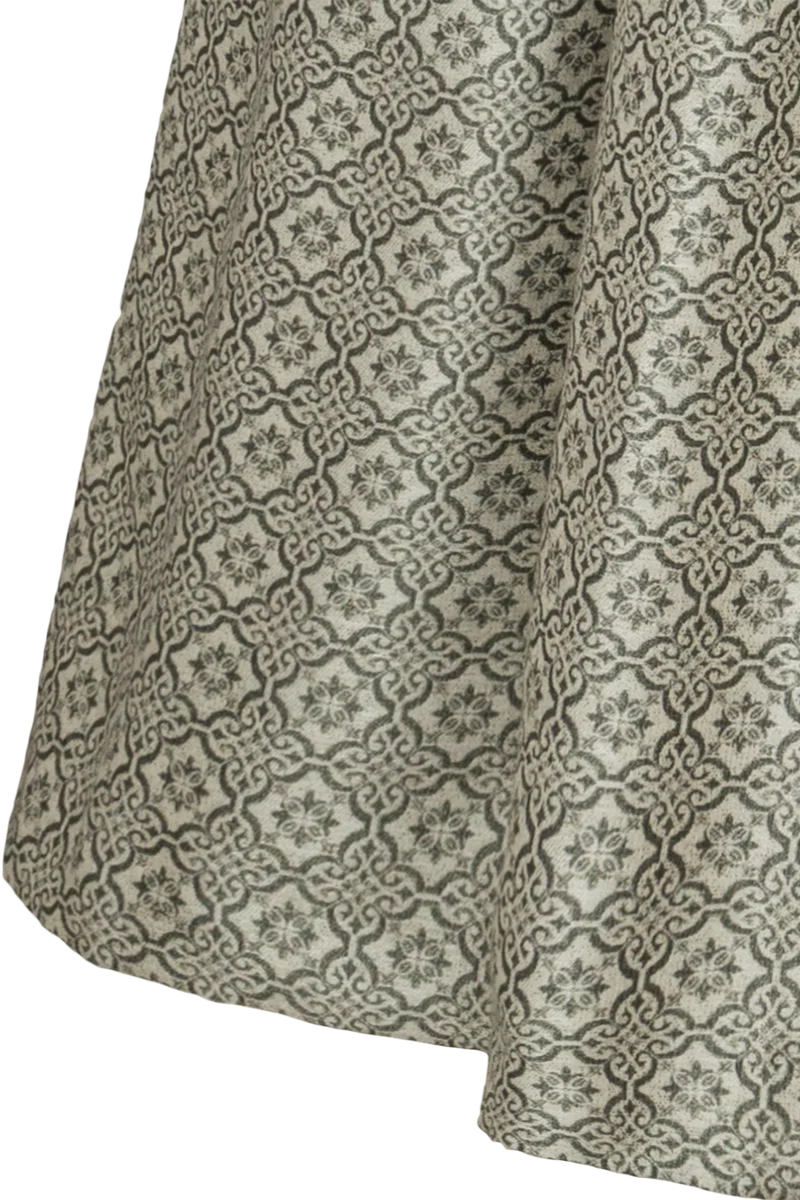 Leinendirndl lang mit Schößchen