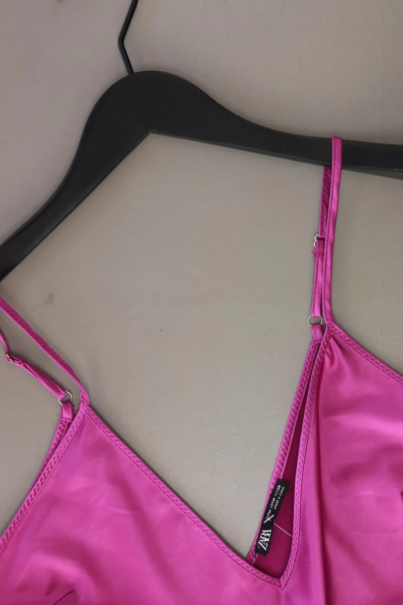 Zara Spaghetti-Top Gr. M lila aus Polyester