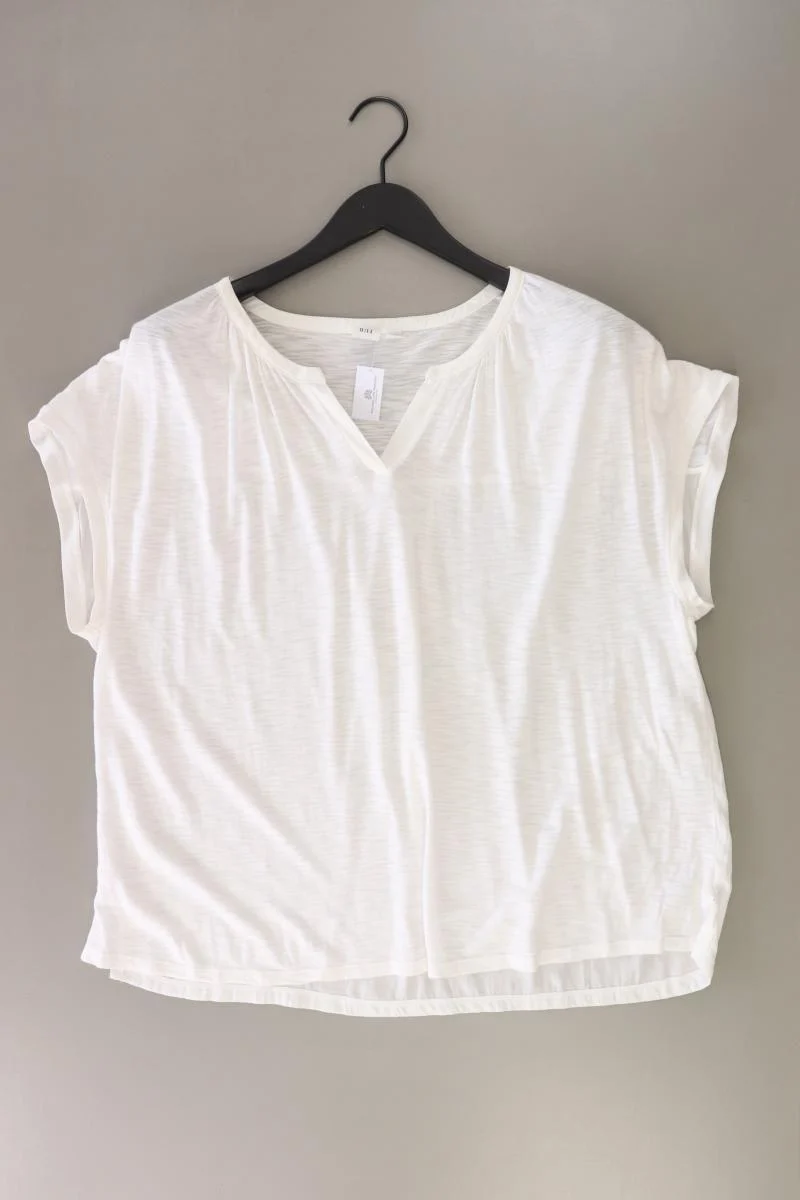 Second Hand Outfit Größe XL mit GAP Shirt mit V-Ausschnitt in Gr. XL und Tuch