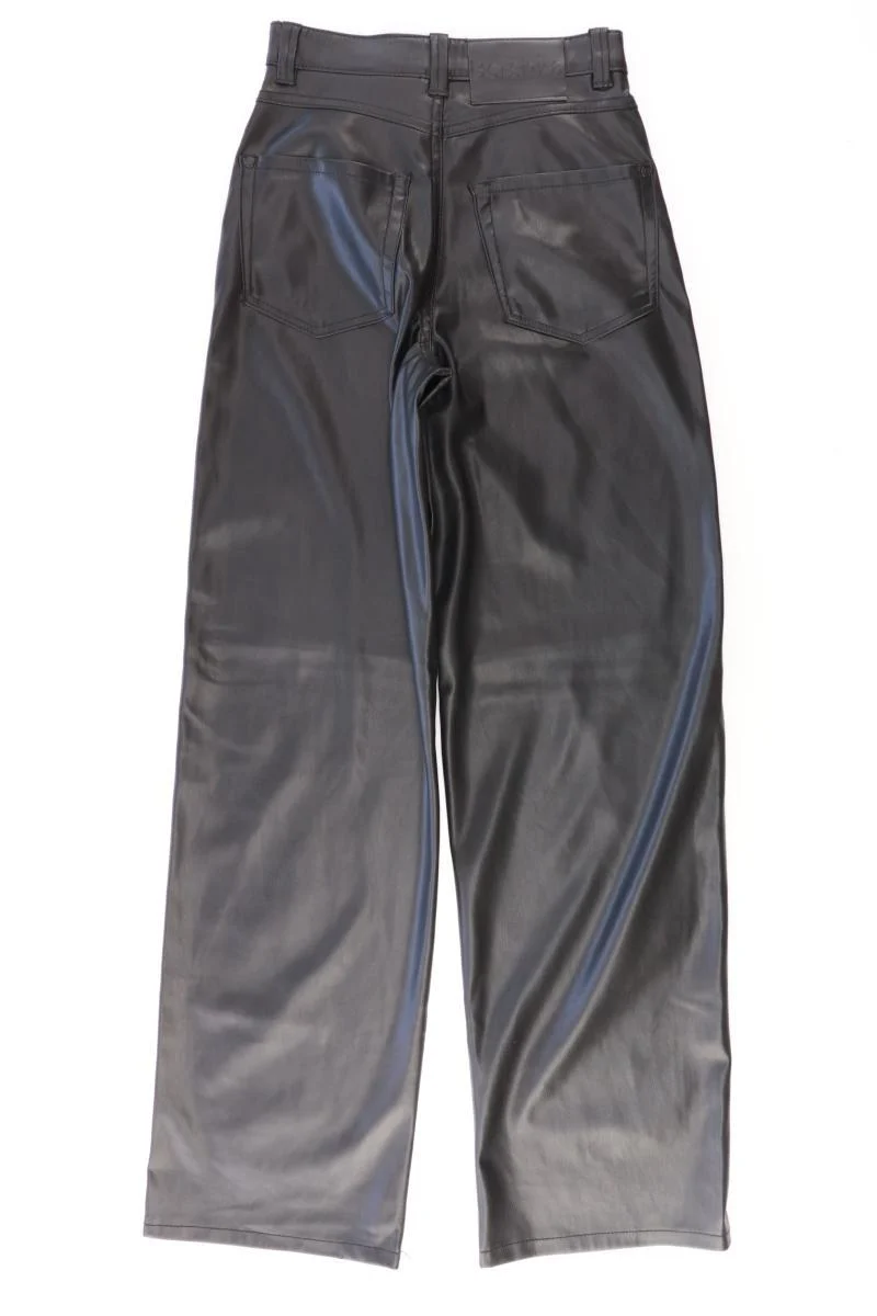 Bershka Kunstlederhose Gr. XS schwarz