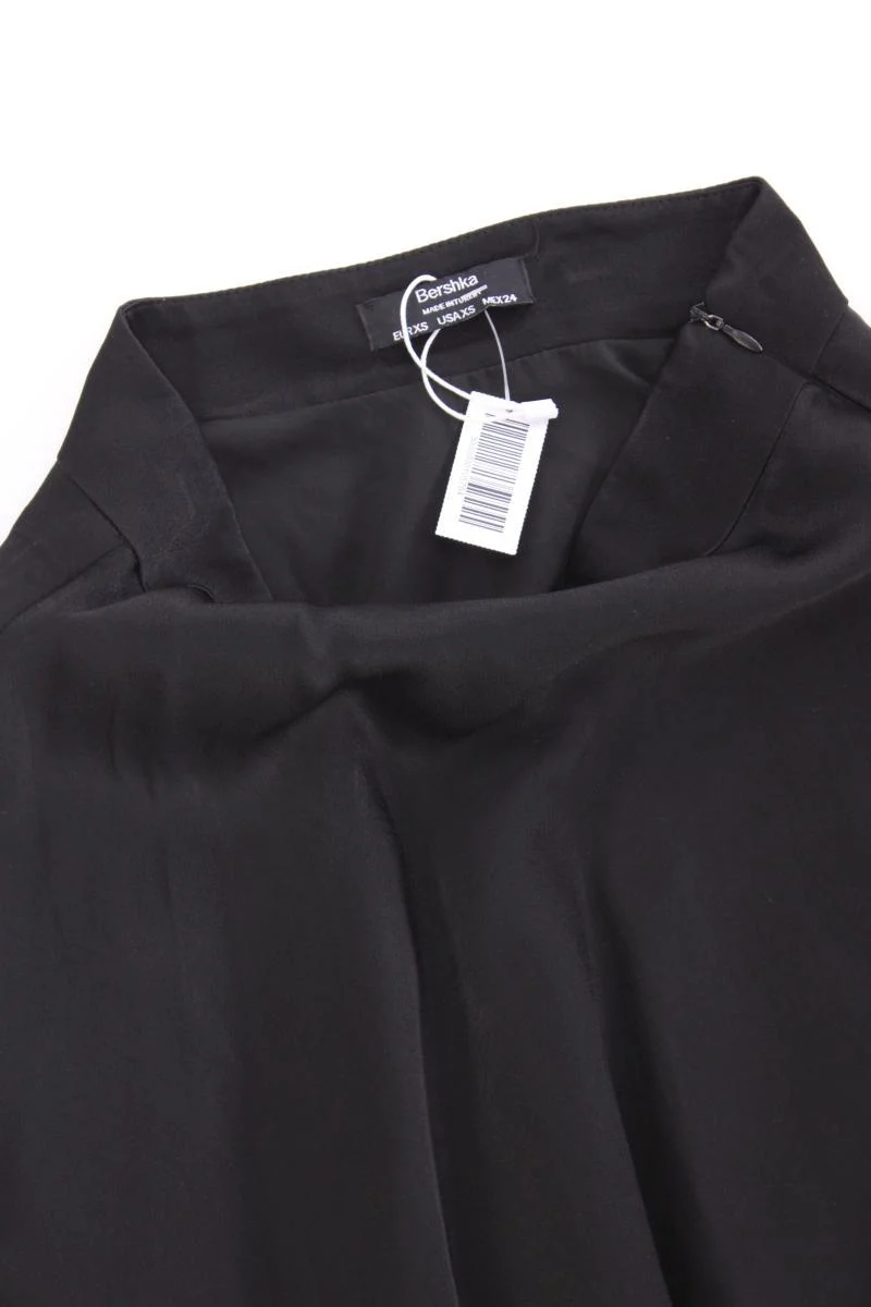 Bershka Rock Gr. XS schwarz aus Polyester