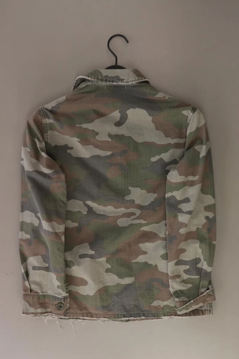 Topshop Camo-Jacke Gr. 34 camouflage olivgrün aus Baumwolle