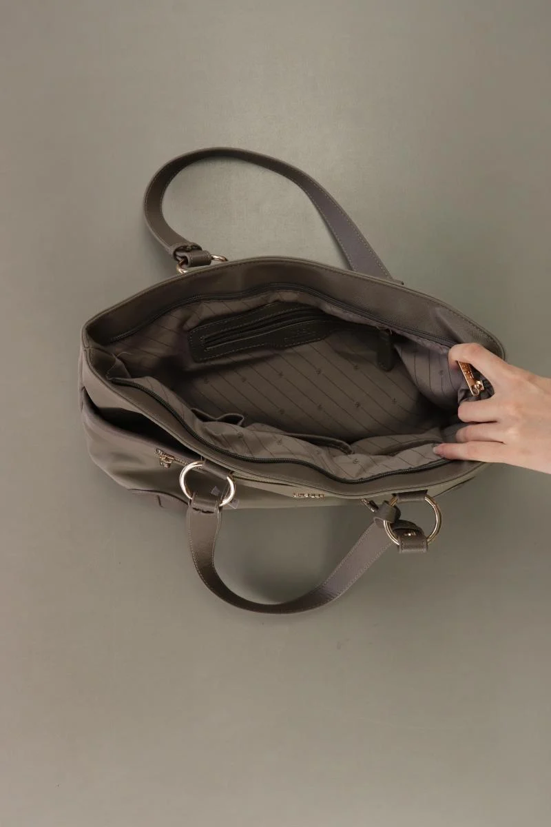 L. Credi Henkeltasche grau