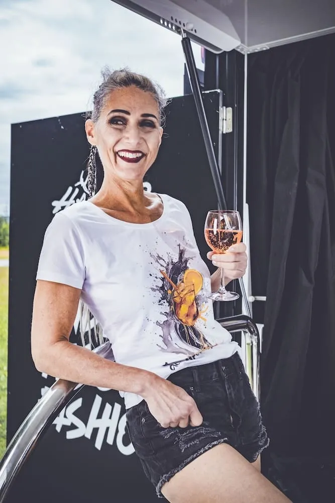 MODELL: FENJA