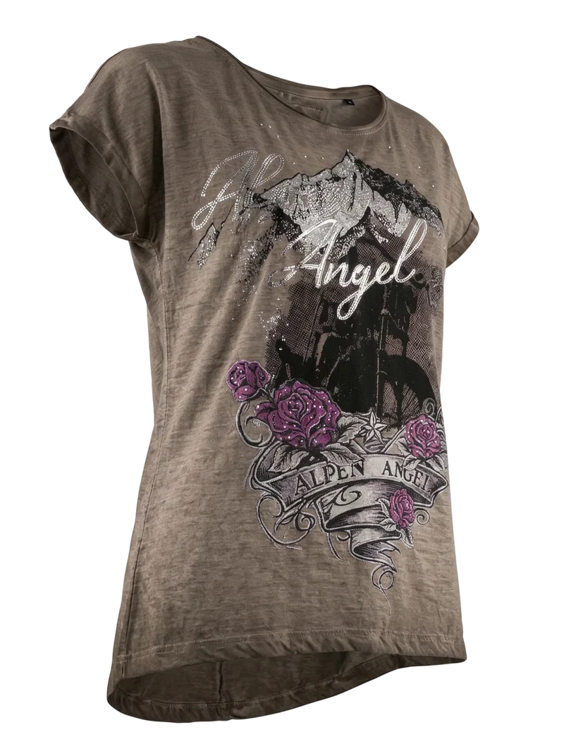 MODELL: AMIRI