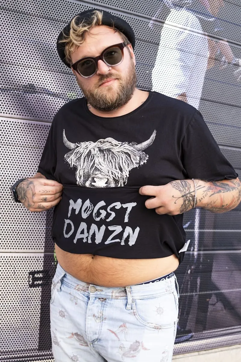 MODELL: QANI MEN
