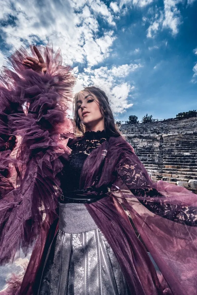 MODELL: QASKIYA