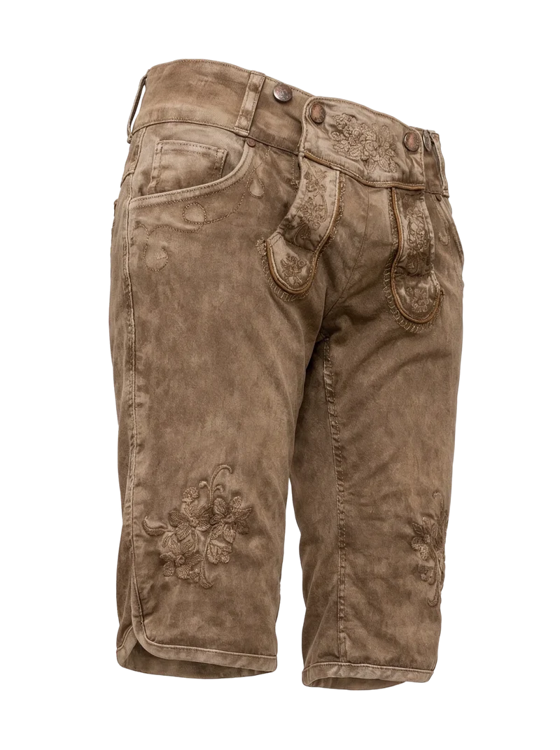 MODELL: OVIDA BERMUDA