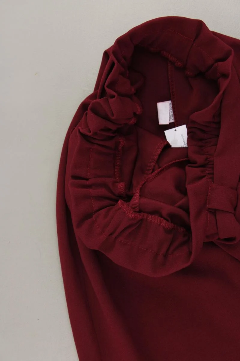 Stoffhose Gr. S neuwertig mit Gürtel rot aus Polyester