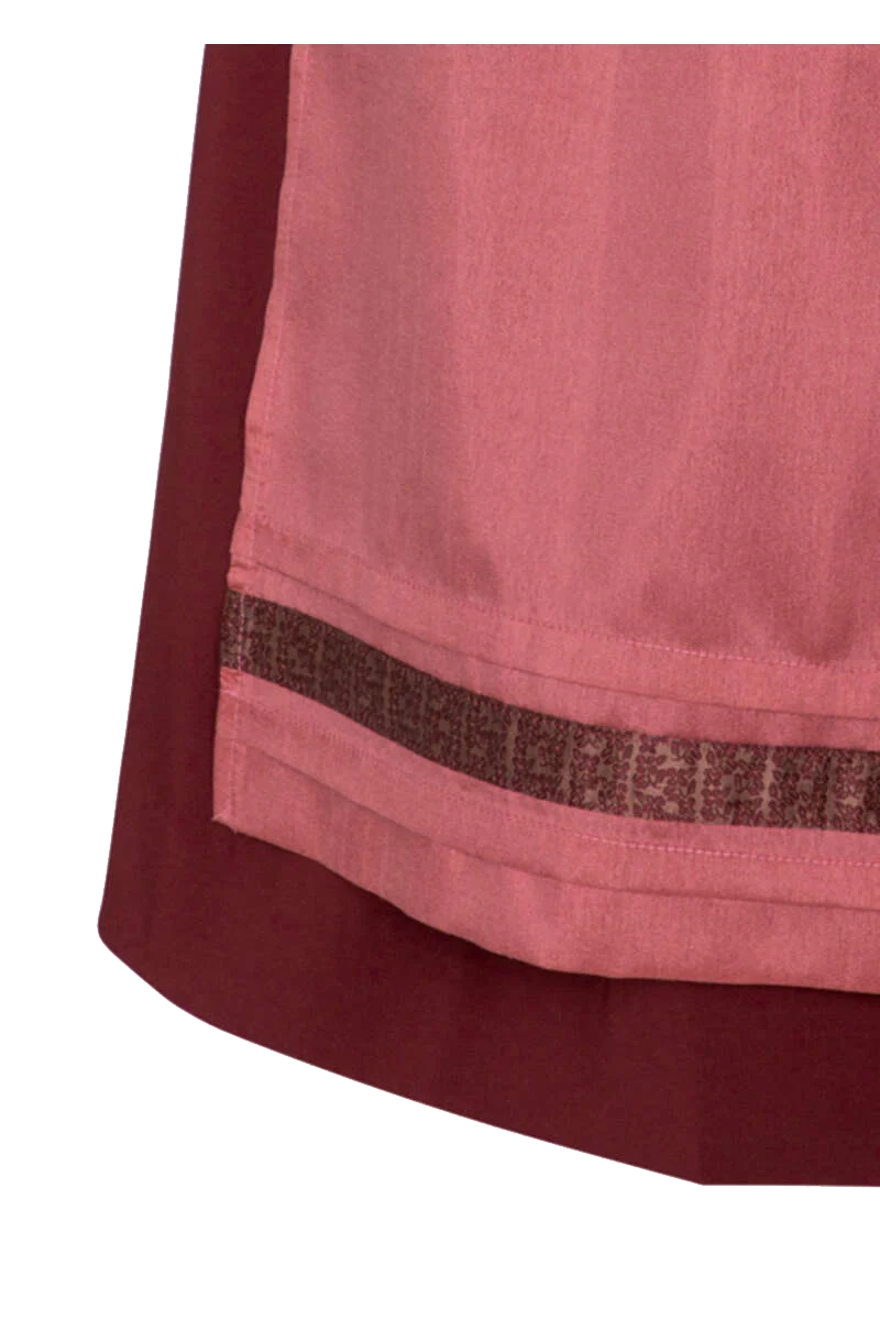 Midi-Dirndl mit Herzausschnitt