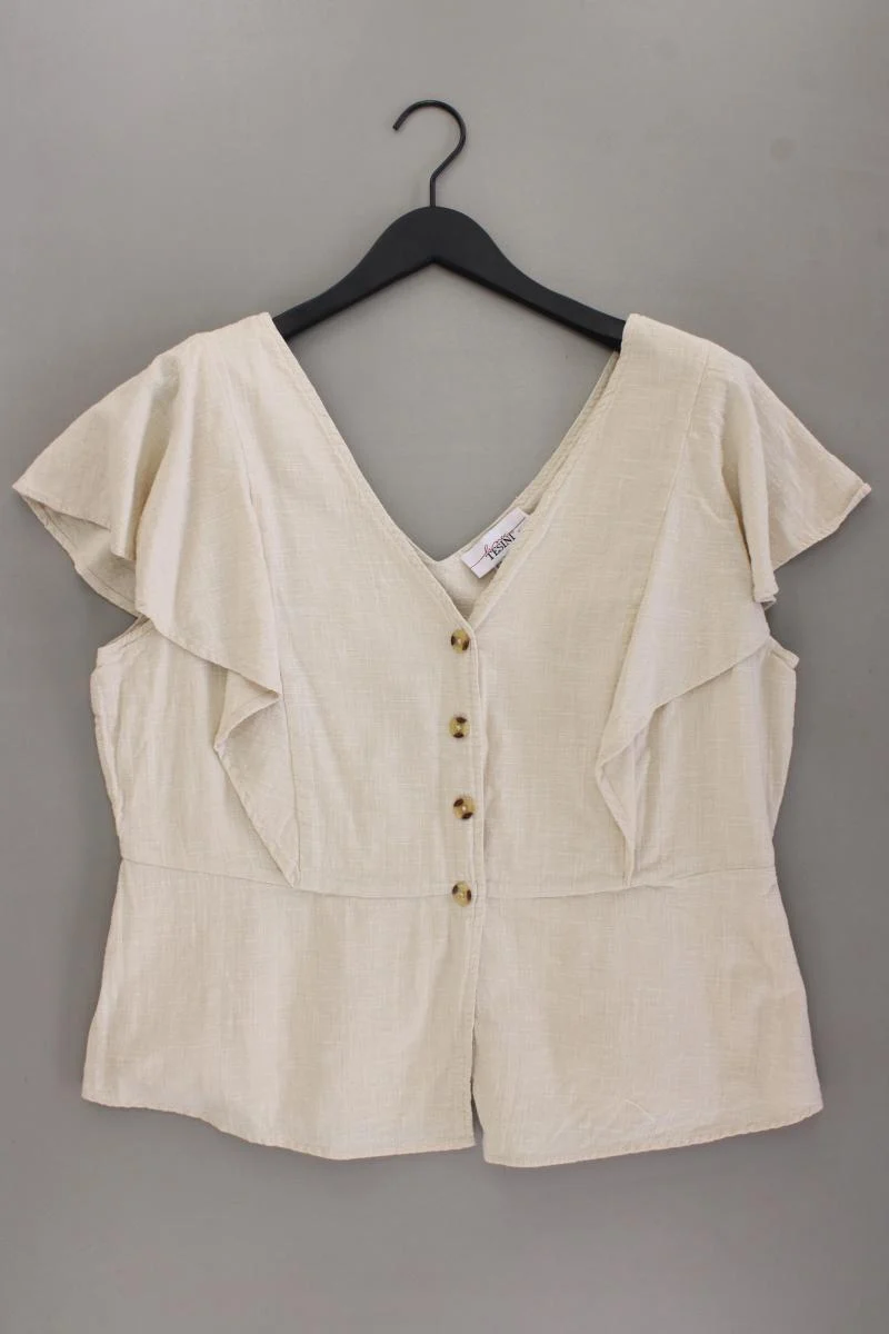 Second Hand Outfit Größe XXL mit Linea Tesini Kurzarmbluse in Gr. 48 und Schmuck