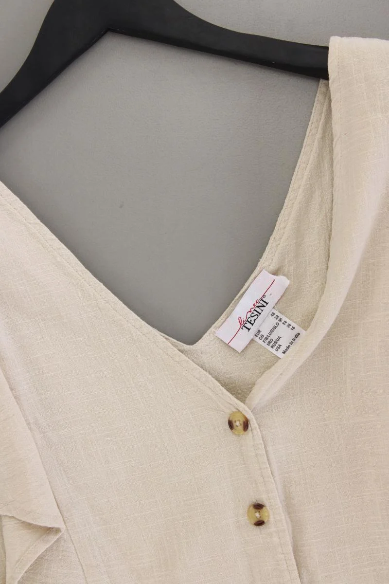 Second Hand Outfit Größe XXL mit Linea Tesini Kurzarmbluse in Gr. 48 und Schmuck