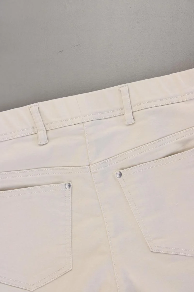 Second Hand Outfit Größe L mit Kurzarmbluse in Gr. L und Halskette