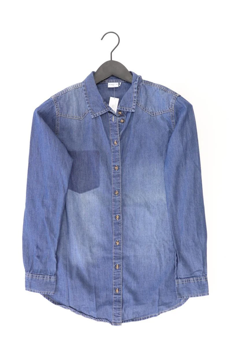 Second Hand Outfit Größe S mit Jacqueline de Yong Jeansbluse in Gr. 36 und Tuch
