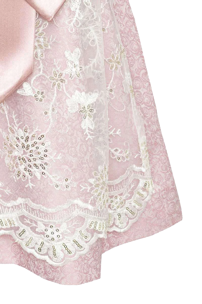 Kinderdirndl mit Spitzenschürze