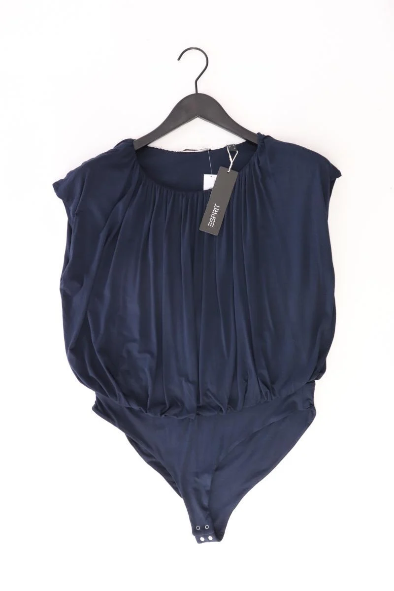 Second Hand Outfit Größe L mit Esprit Bodybluse in Gr. L und Halskette