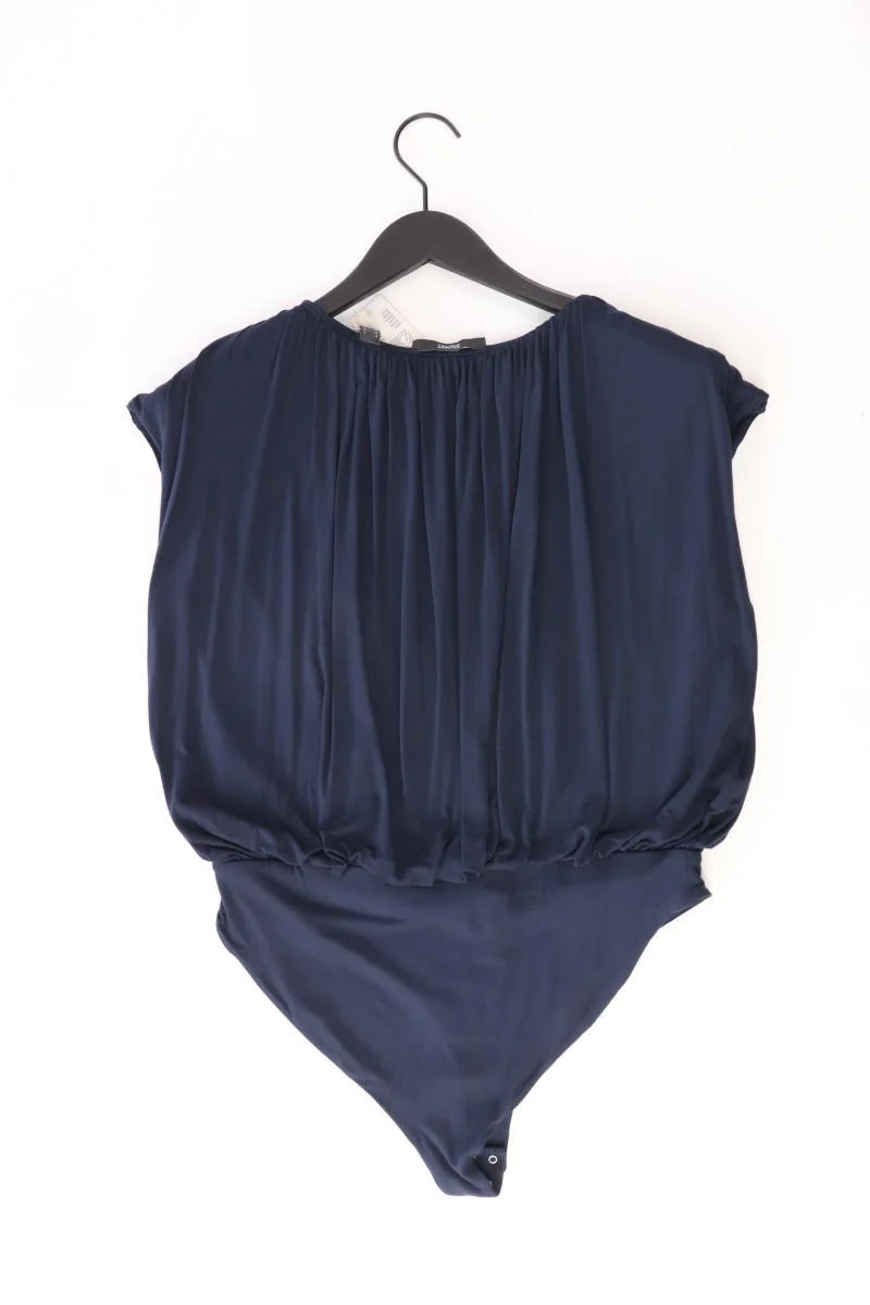 Second Hand Outfit Größe L mit Esprit Bodybluse in Gr. L und Halskette
